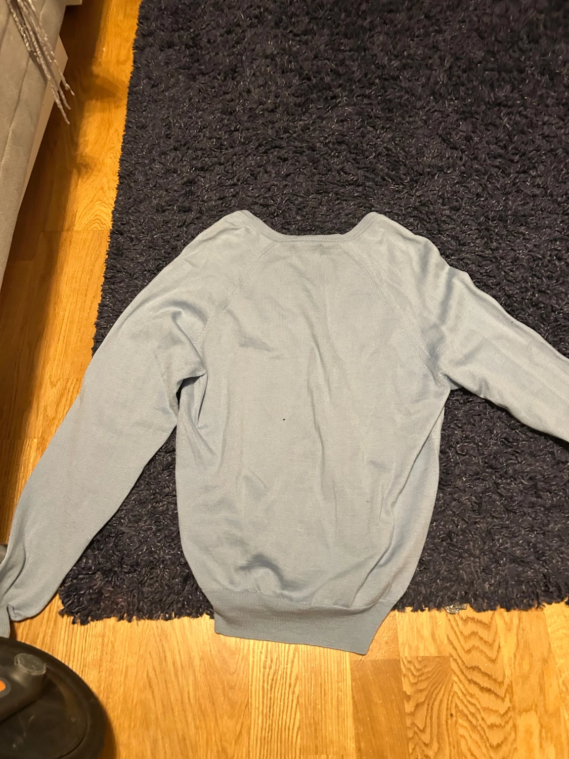 Ljusblå v-ringad tröja Fred Perry - 2