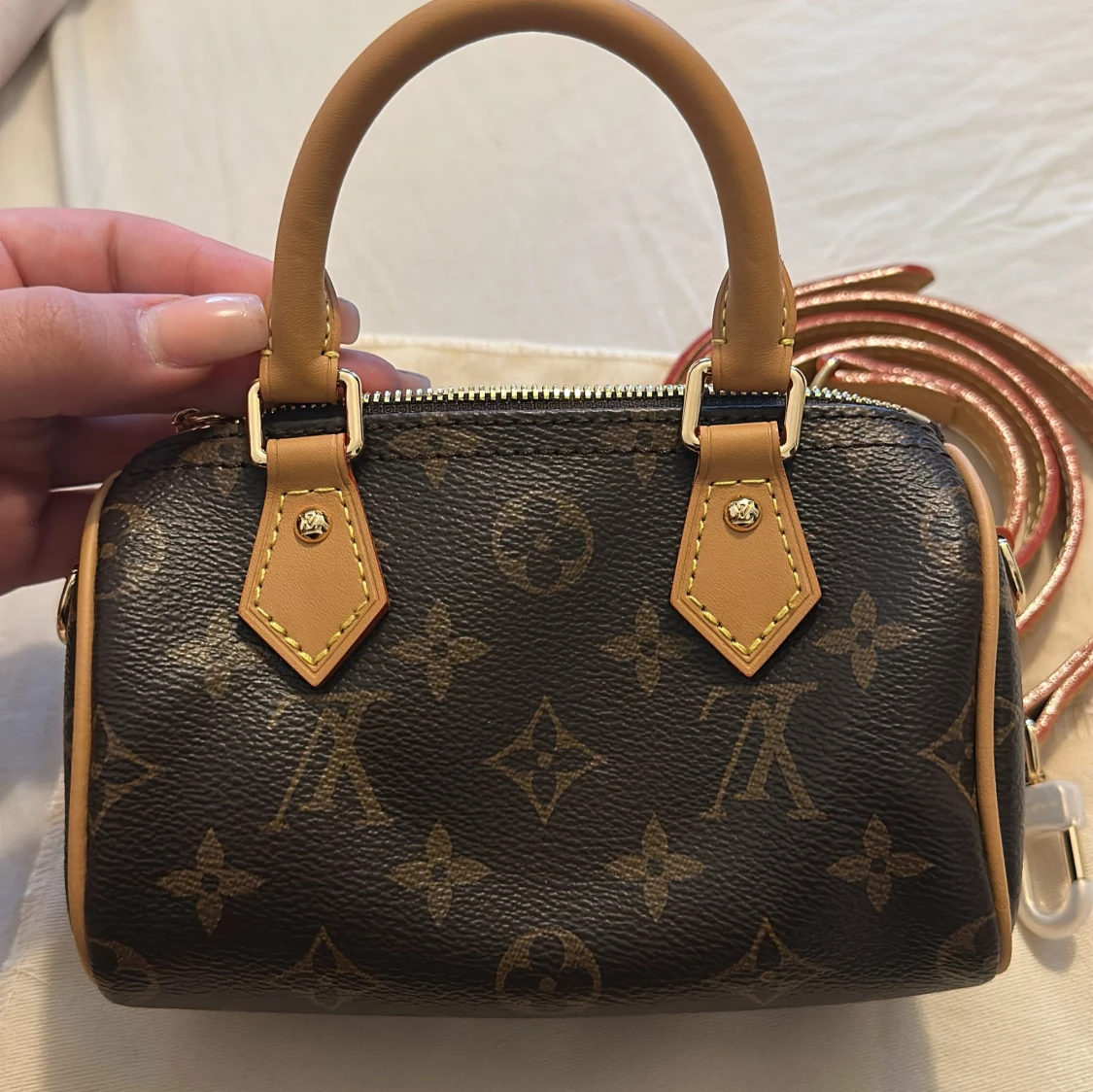 Louis Vuitton monogram axelväska mini - 1