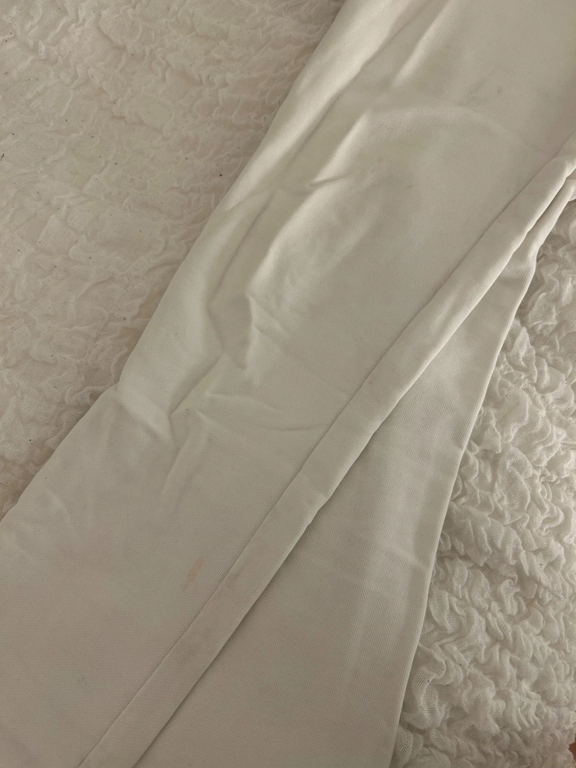 Vita mjukisbyxor från GANT med tryck - 4