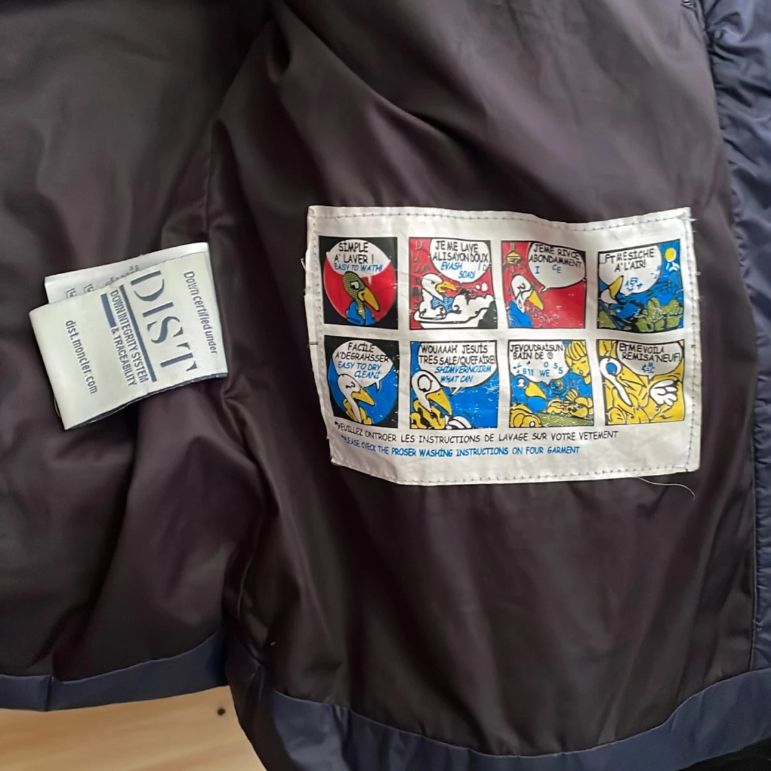 Mörkblå Moncler pufferjacka med huva - 2