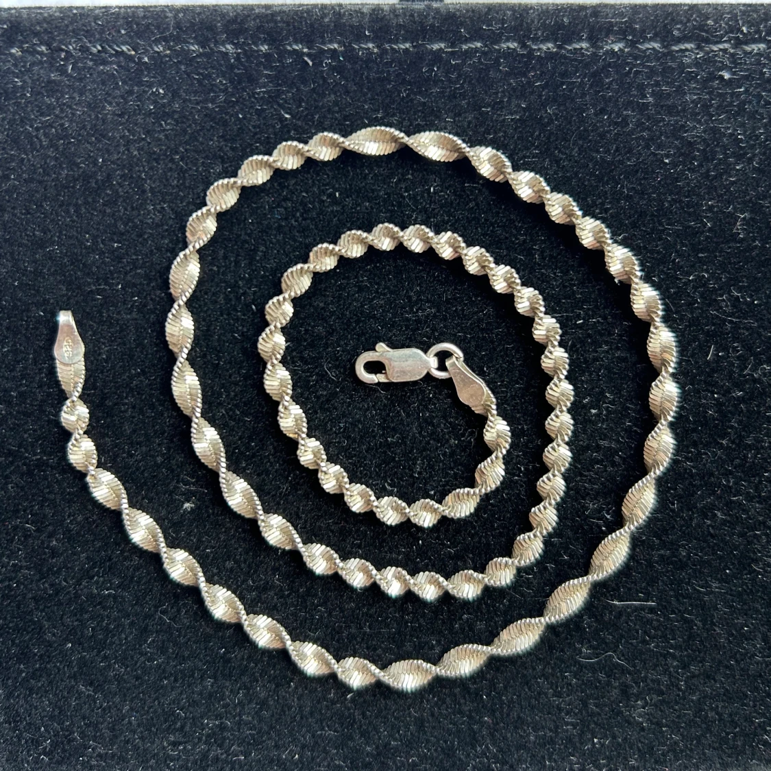 Tvinnat halsband i äkta silver 925 - 1