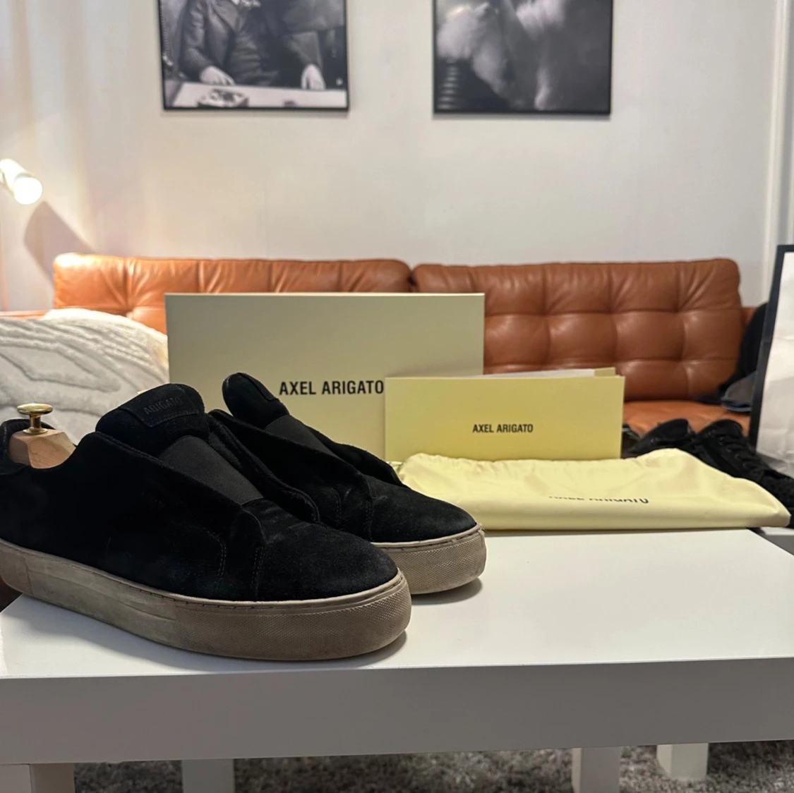 Svarta sneakers från Axel Arigato