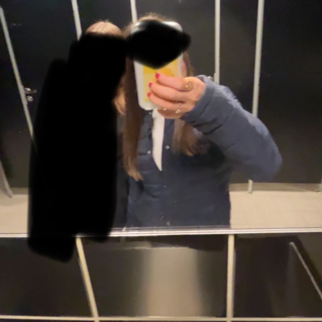 Mörkblå jacka med knappar - 1