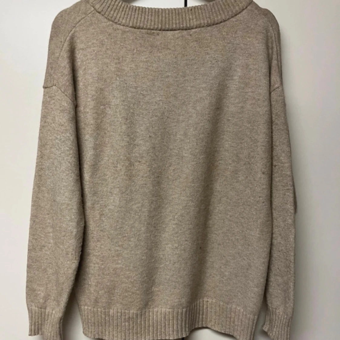 Beige stickad tröja från Vila - 2