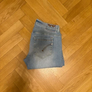 Dondup jeans - Dondup jeans | Storlek: W32 | Nypris: 3500 | Mitt pris: 799 men är ej hugget i sten | Tveka ej på att skriva vid frågor eller funderingar☺️