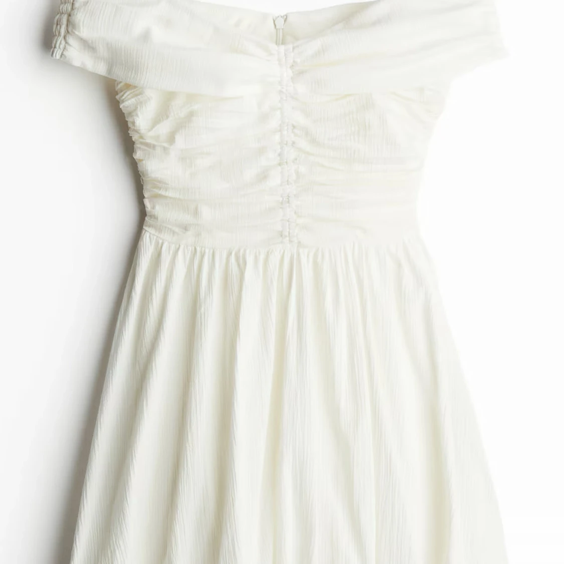 Vit offshoulder klänning - 1