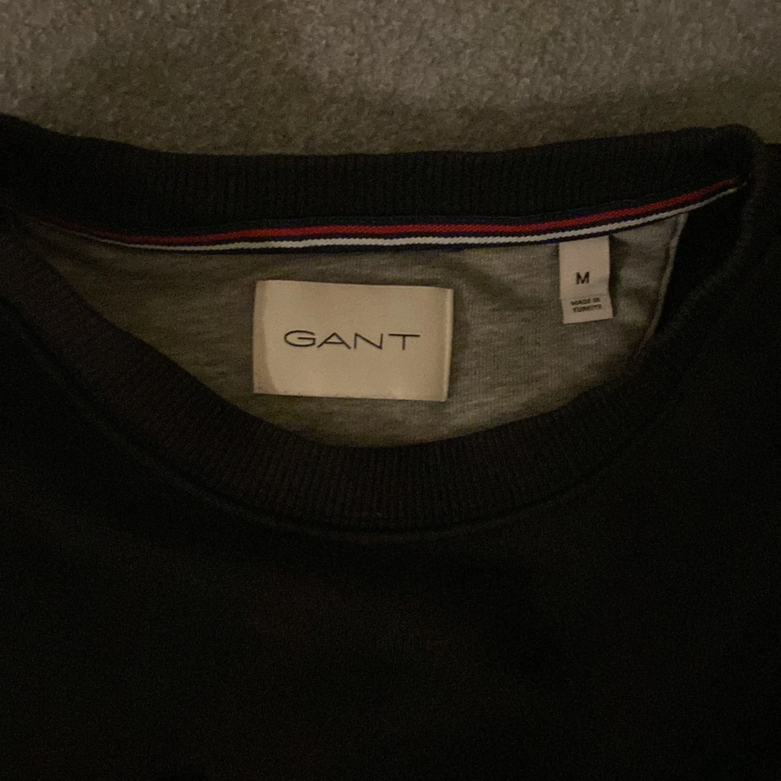 Svart sweatshirt från GANT, storlek M - 3
