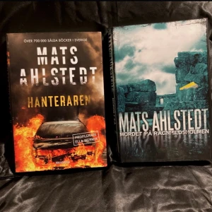 Hanteraren / Mordet på Ragnhildsholmen  - Två spännande deckare av Mats Ahlstedt! Följ profileraren Ella Werner i Göteborgs mörka undre värld och lös mysteriet på Ragnhildsholmen. Perfekt för dig som gillar nervkittlande kriminalromaner och vill ha något riktigt svårt att släppa taget om.
