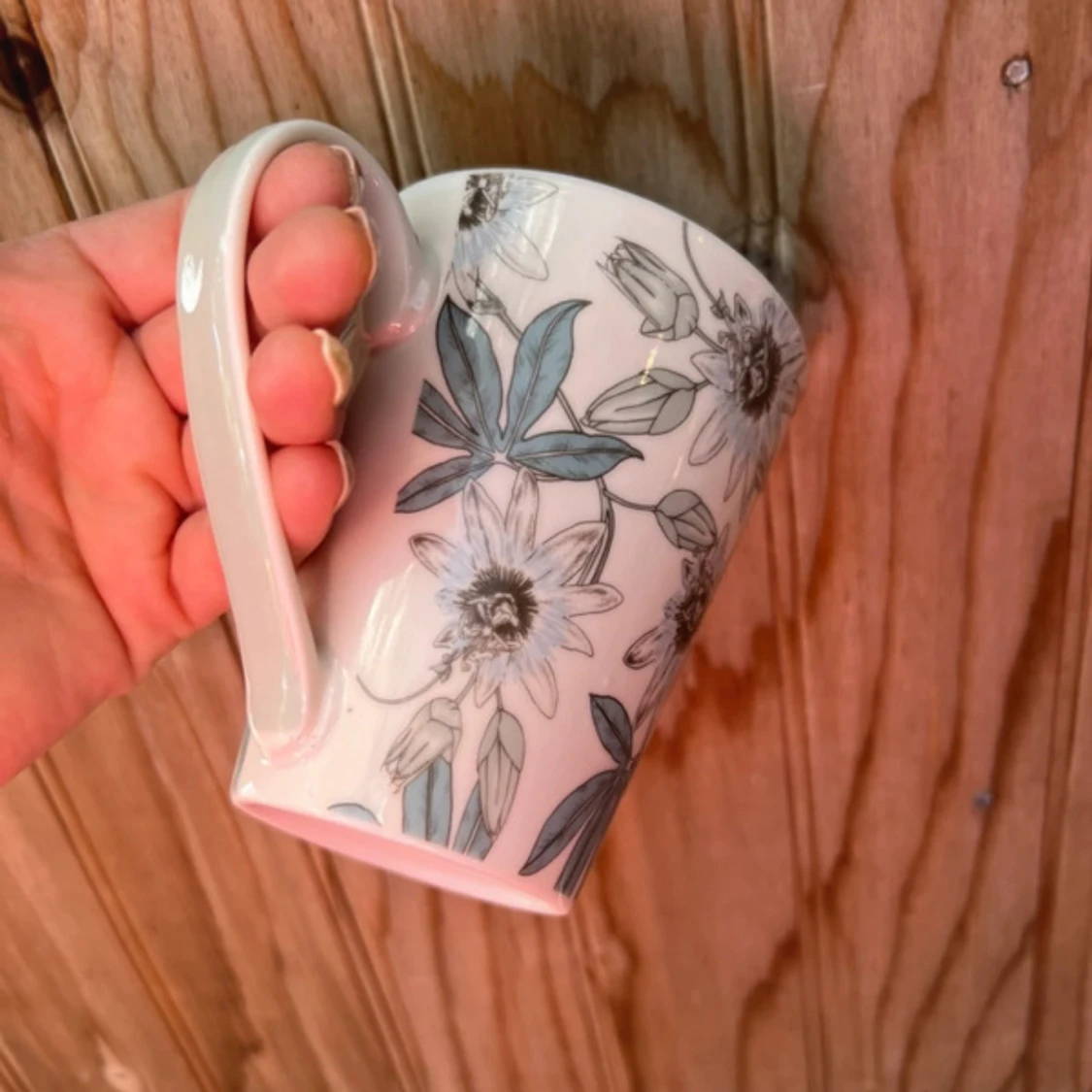 Två kaffemuggar - 1