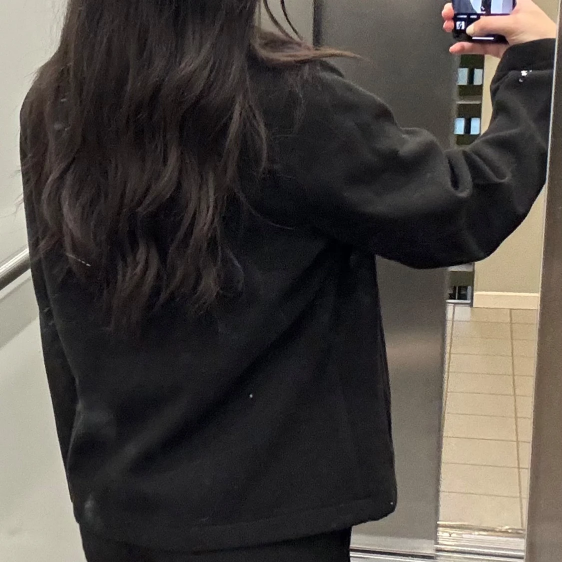 Svart kavaj med knappar - 1