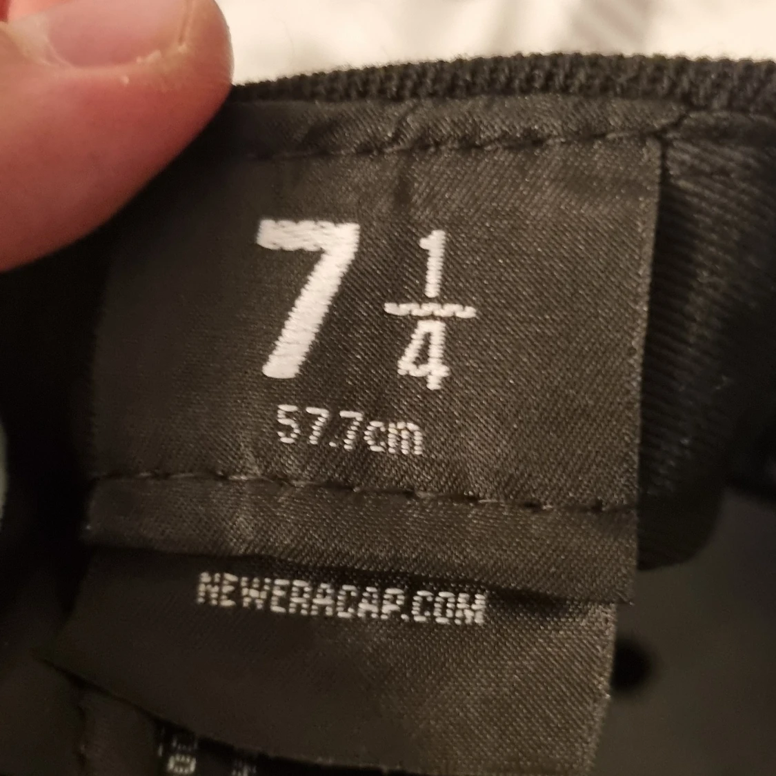 New Yorker keps med rosbrodyr - 2