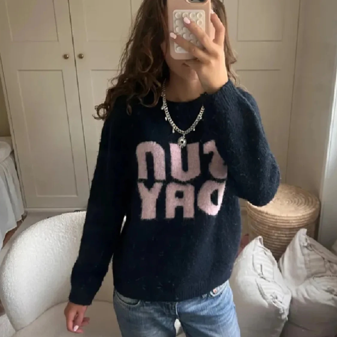 Mörkblå stickad tröja  - 1