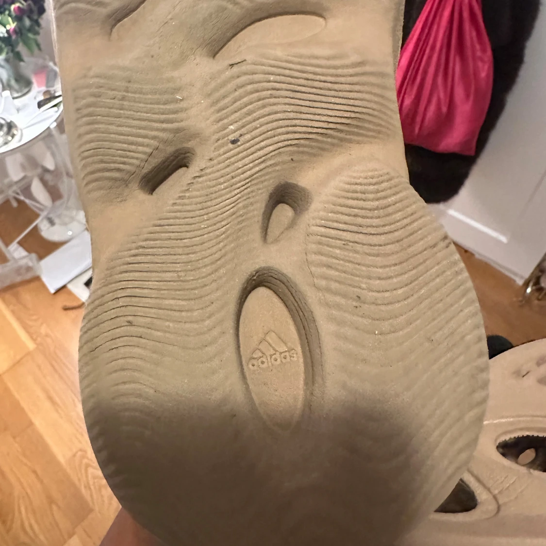 Beige adidas Yeezy Foam Runner - 2