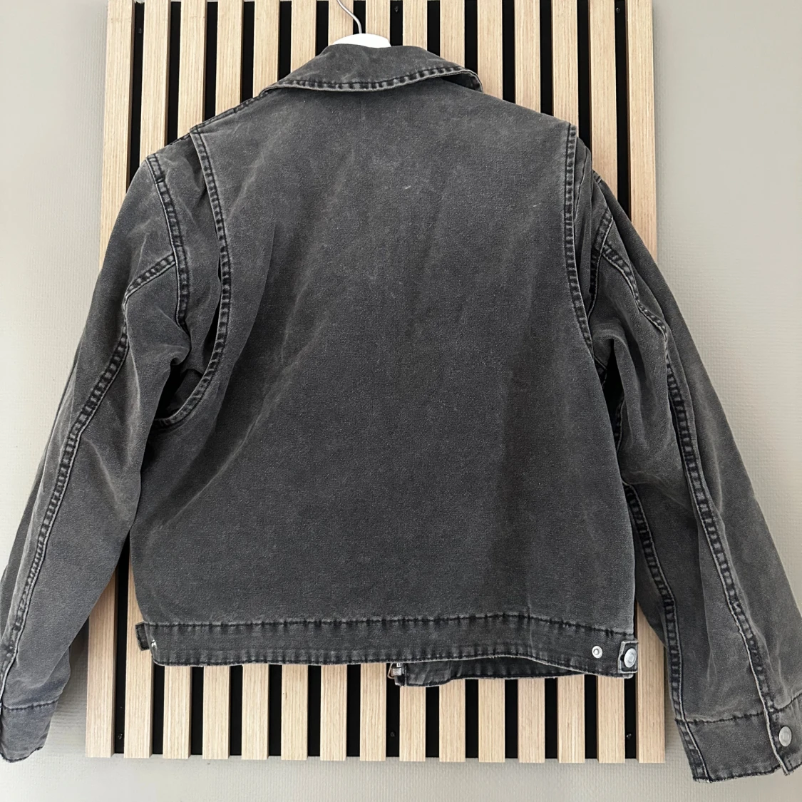 Grå jeansjacka från Zara XS - 1