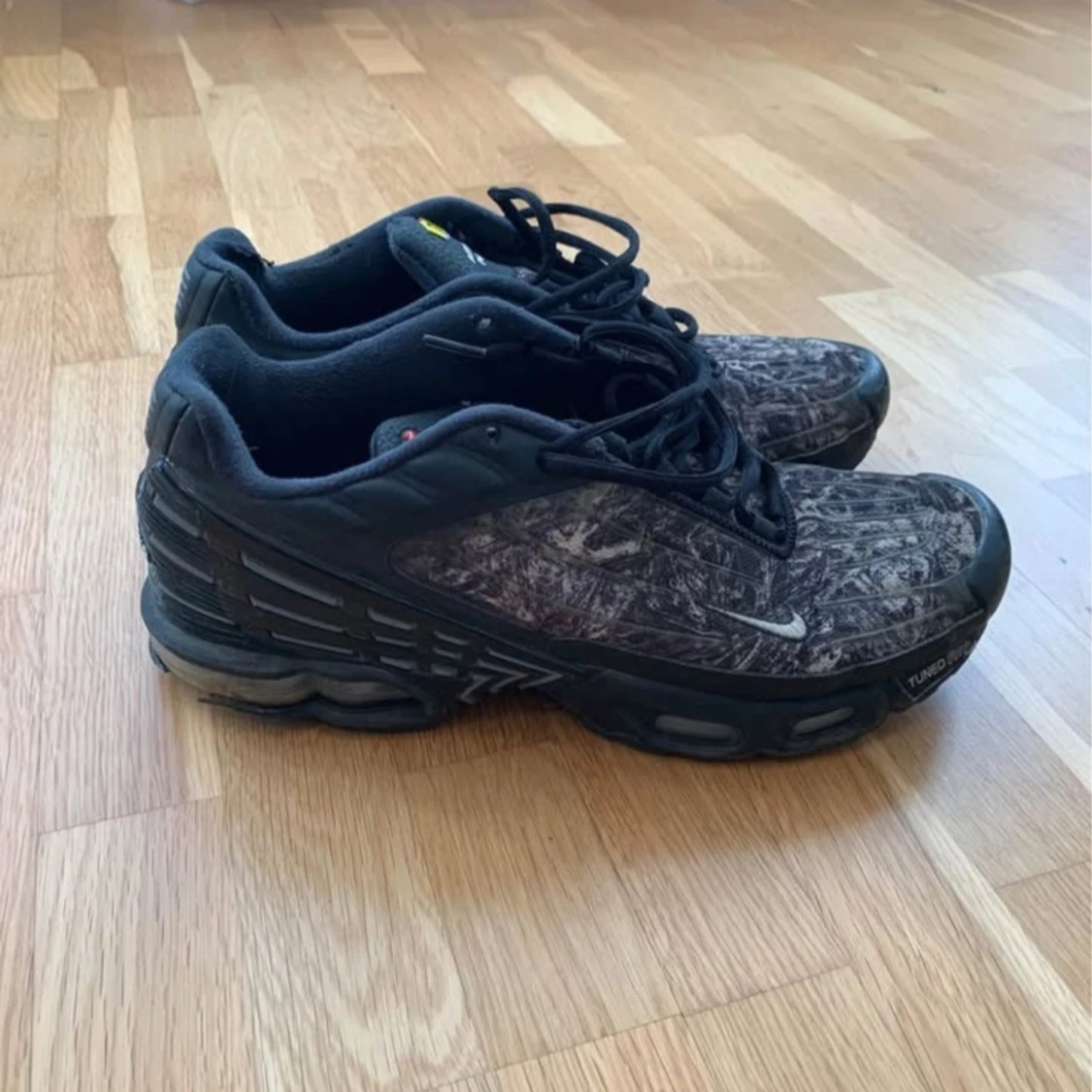 Nike Air Max Plus svarta sneakers - 1