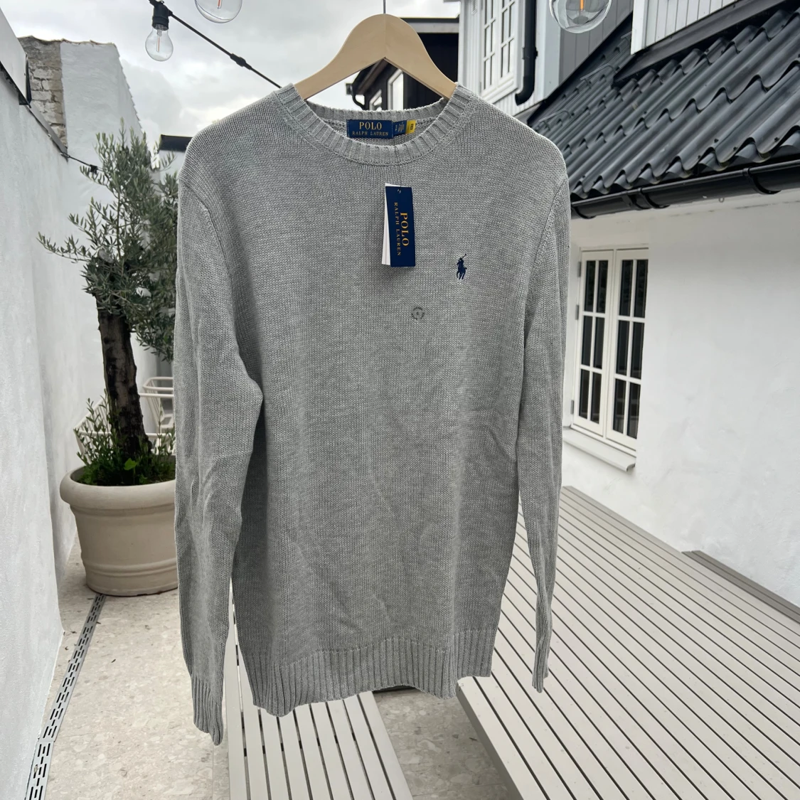 Grå stickad tröja (HELT NY) - 2