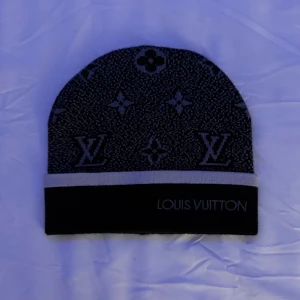 Mössa - Fin och oanvänd mössa