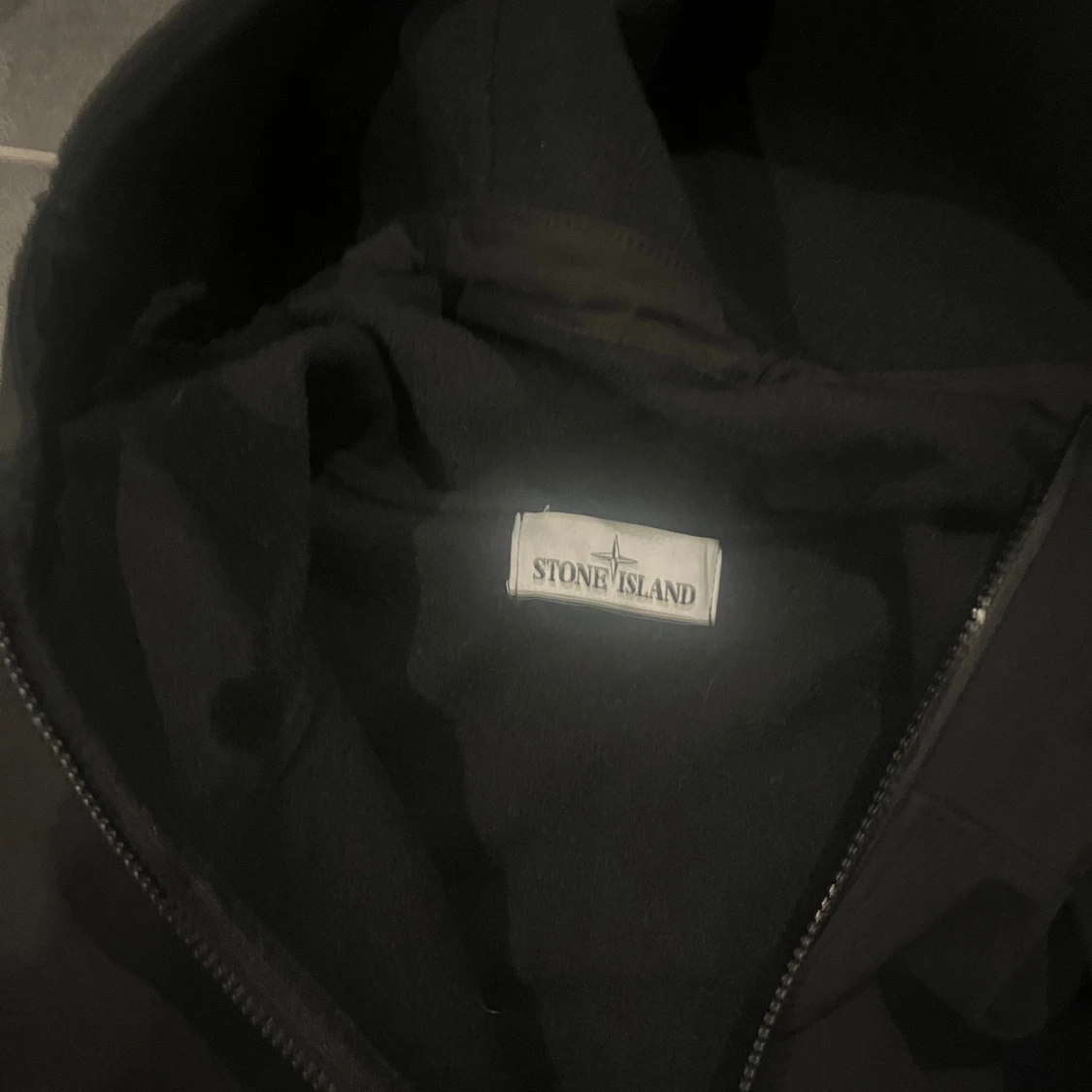 Svart vindjacka från Stone Island - 2