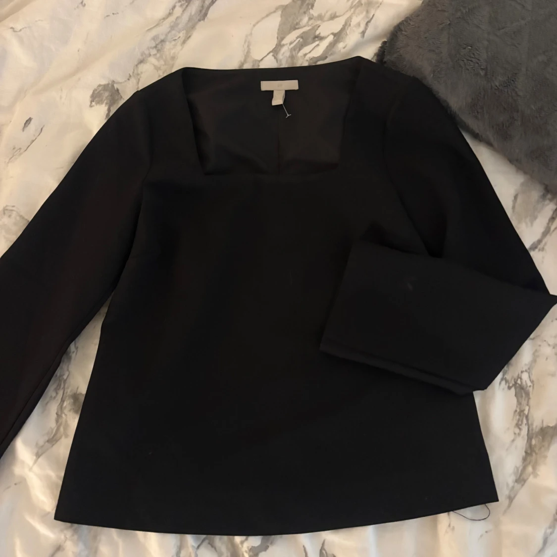 Svart långärmad blus från H&M