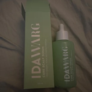 Ida warg  - Ida warg scalp serum, Har bara använt 1 droppe. Den är som ny