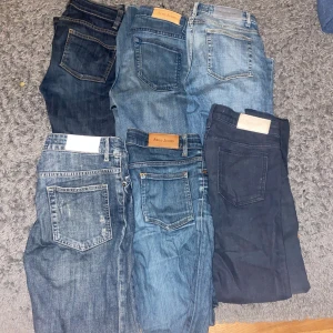 Acne jeans 115kr styck  - Acne jeans 115kr styck . Alla storlek 27/32