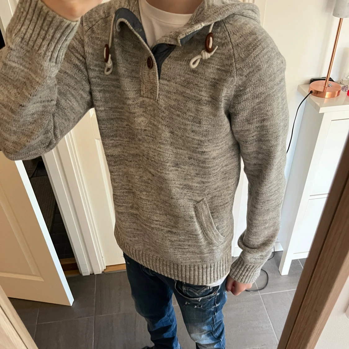 Hoodie med knappar - 3