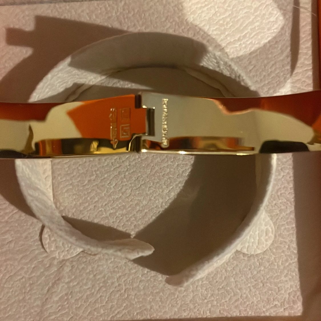 guldarmband med H-detalj  - 3