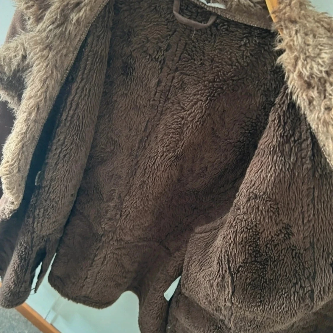 Brun teddyjacka med fuskpäls - 2