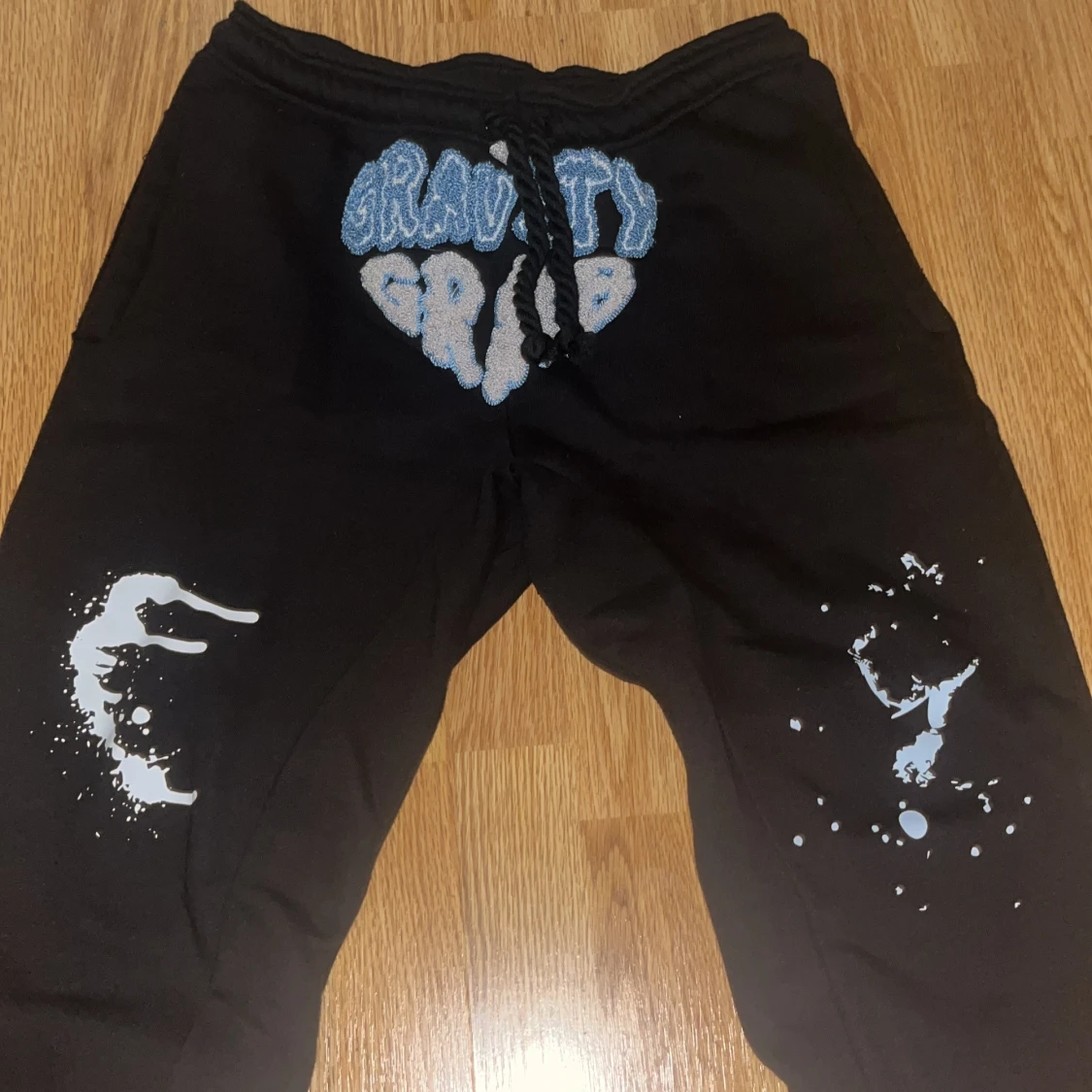 Svarta Gravity Grub mjukisbyxor - 1