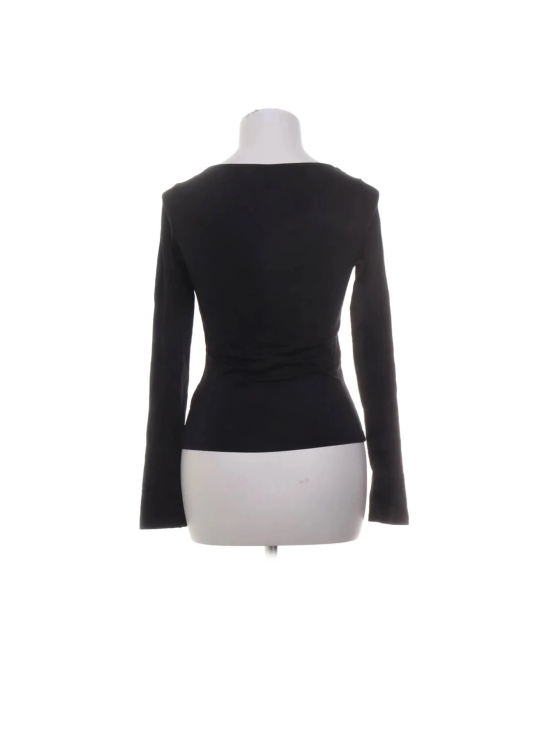 Svart långärmad topp med cut out - 1