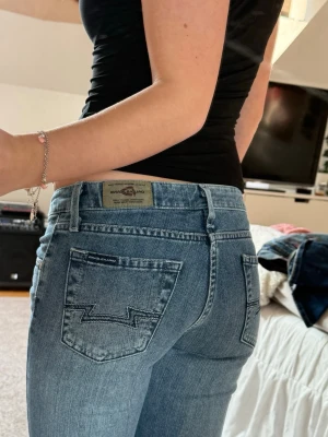 Vintage Bootcut jeans  - Ett par vintage dallas jeans som är bootcut. Börjar bli för små för mig där av säljer jag dem. Väldigt bra skick och är köpta second hand