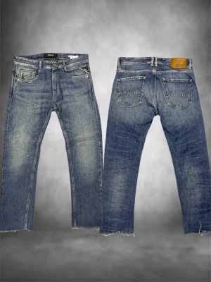 Replay jeans  - Modell: Rocco | 30/30 | längd 96cm | midja 40cm | Benöppning 17cm