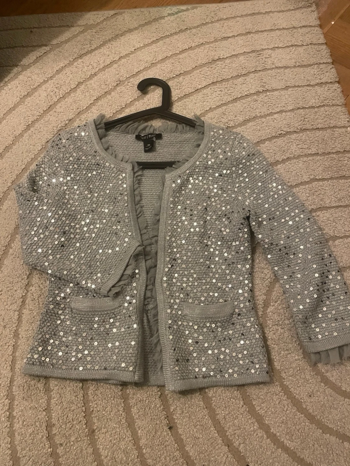 Snyggaste volang paljettkoftan❤️