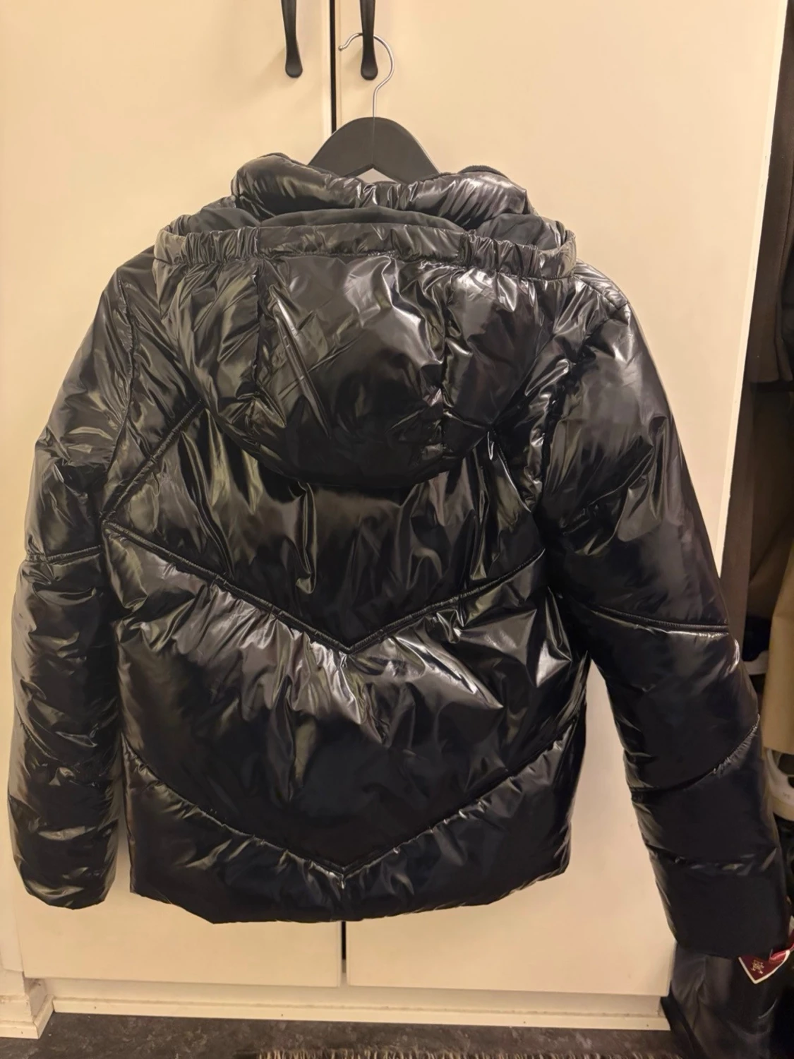 Glansig vinterjacka - 2