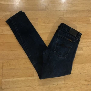Nudie jeans - Nudie jeans i modell tight long john, storlek 30/34
