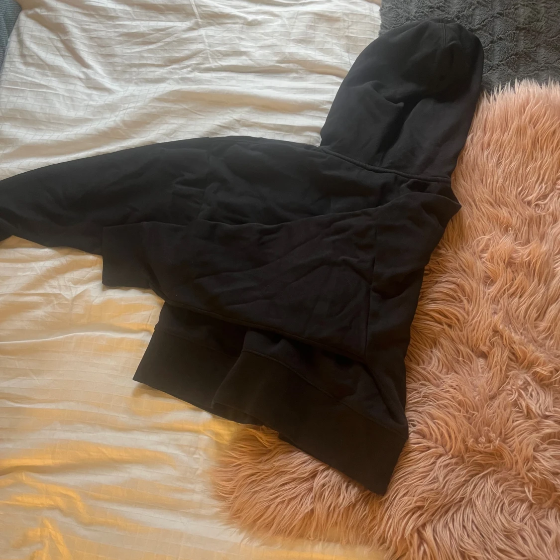 Svart hoodie från Calvin Klein - 1