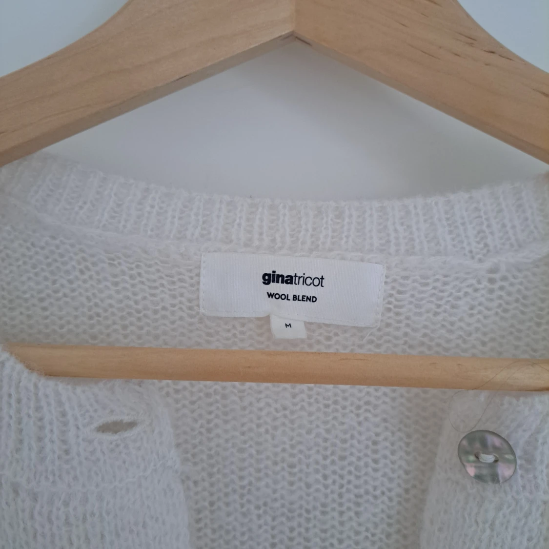 Creamvit stickad kofta Gina Tricot - 2
