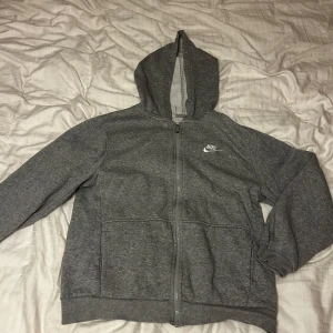 Nike kofta - Snygg Nike kofta i strl XS/170, skick 8/10