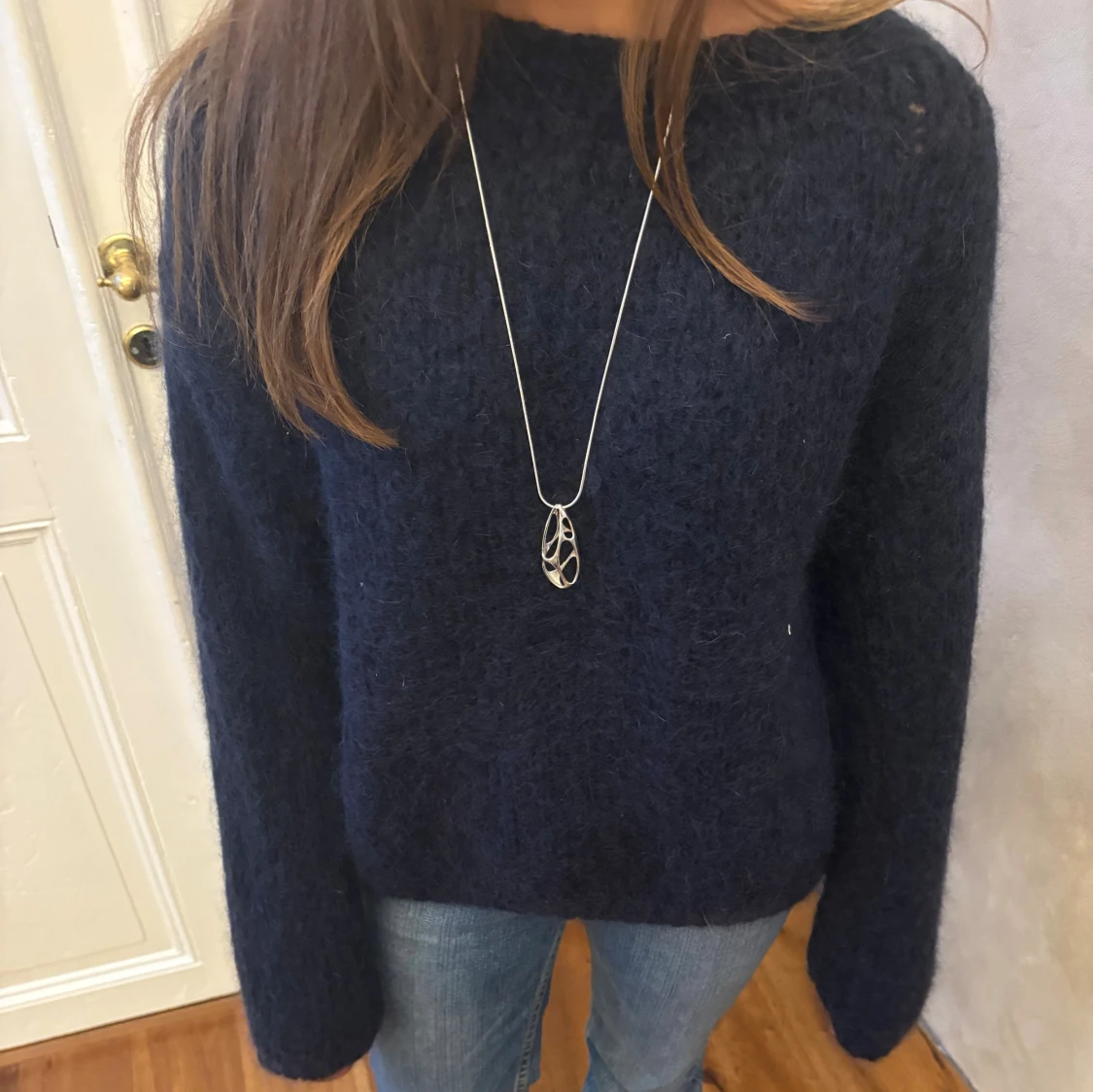 Mörkblå stickad tröja med loose fit - 2