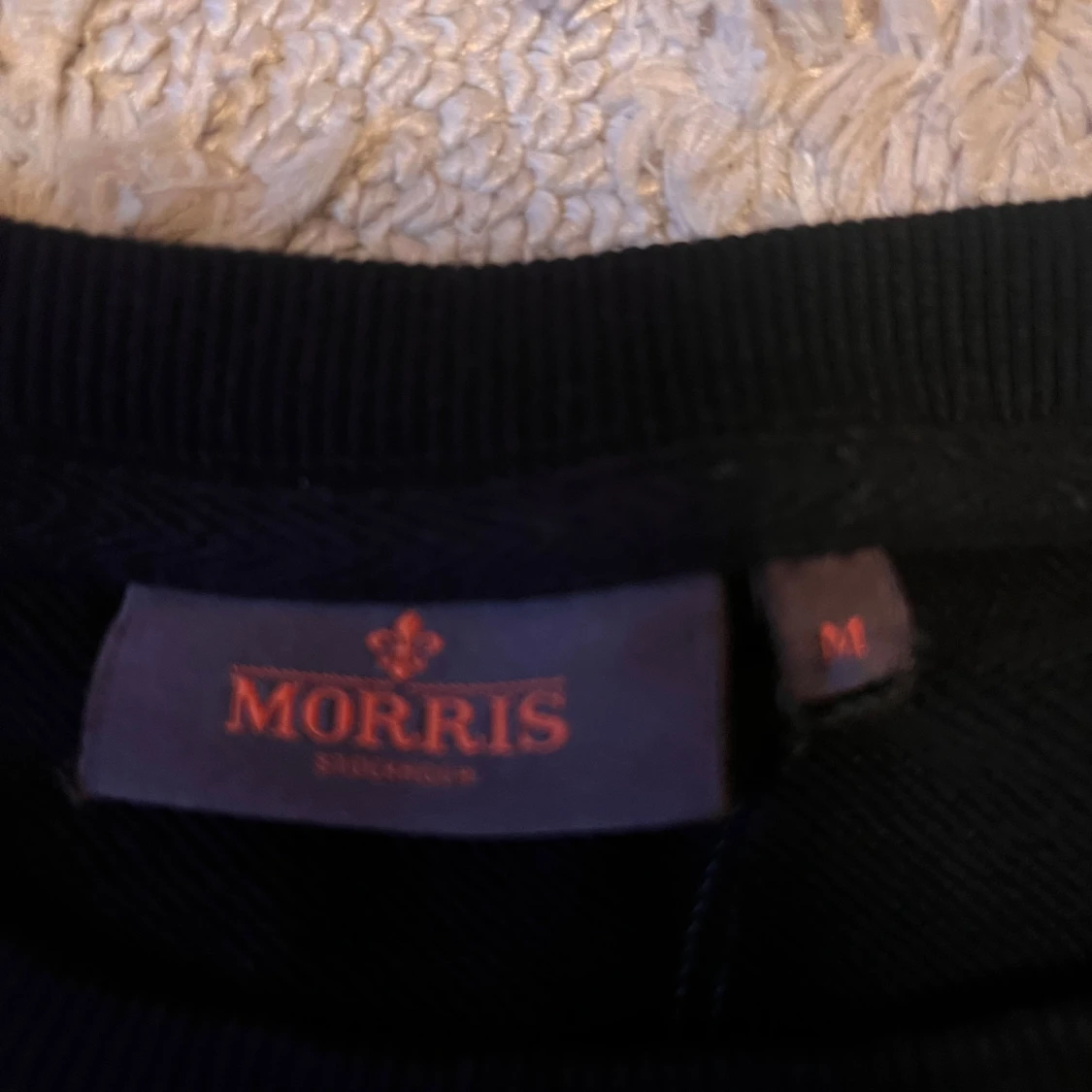 Svart sweatshirt från Morris med brodyr - 3
