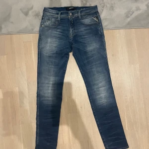 replay ambass - modell| ambass| skick 9,5/10 som nya| storlek 30-32|  pm för mer info🙌🏼