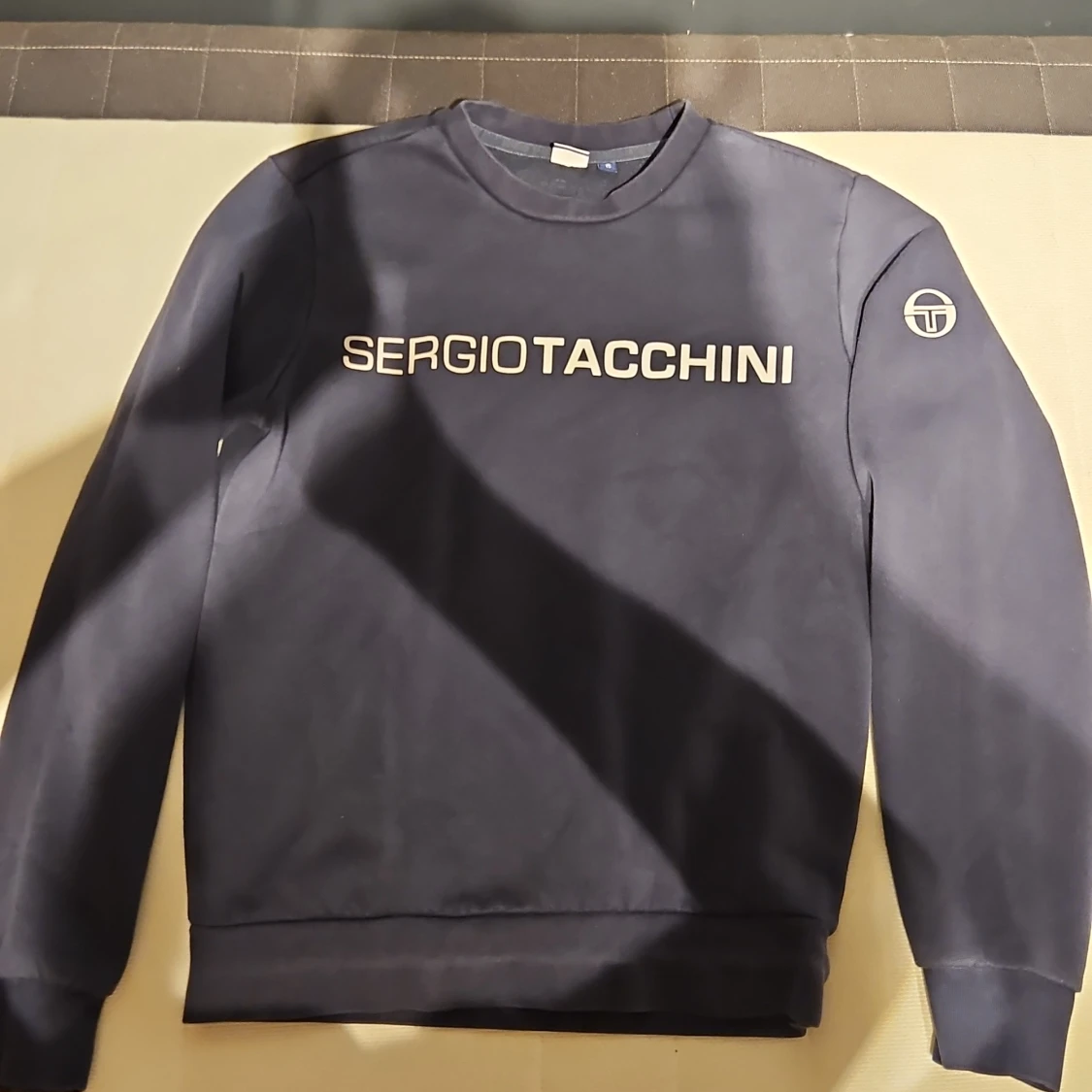 Mörkblå sweatshirt från Sergio Tacchini