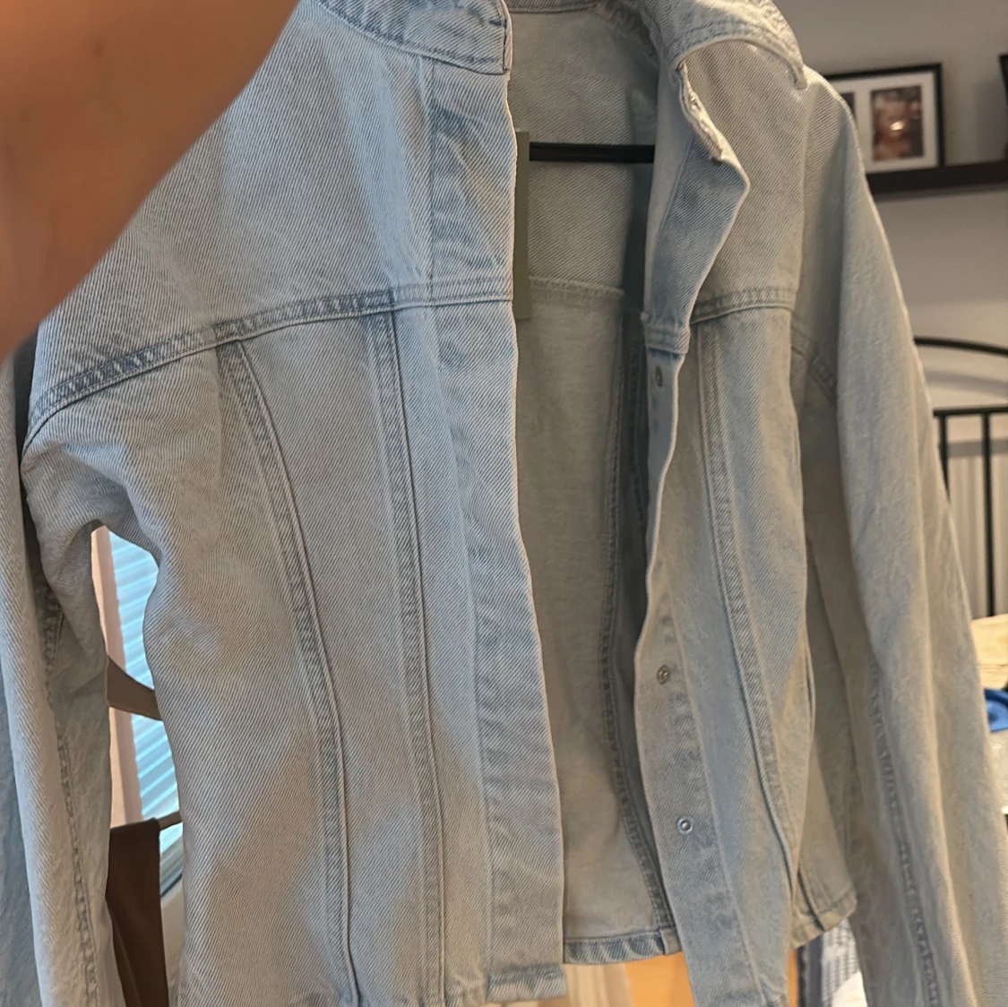 Ljusblå jeansjacka från H&M - 1