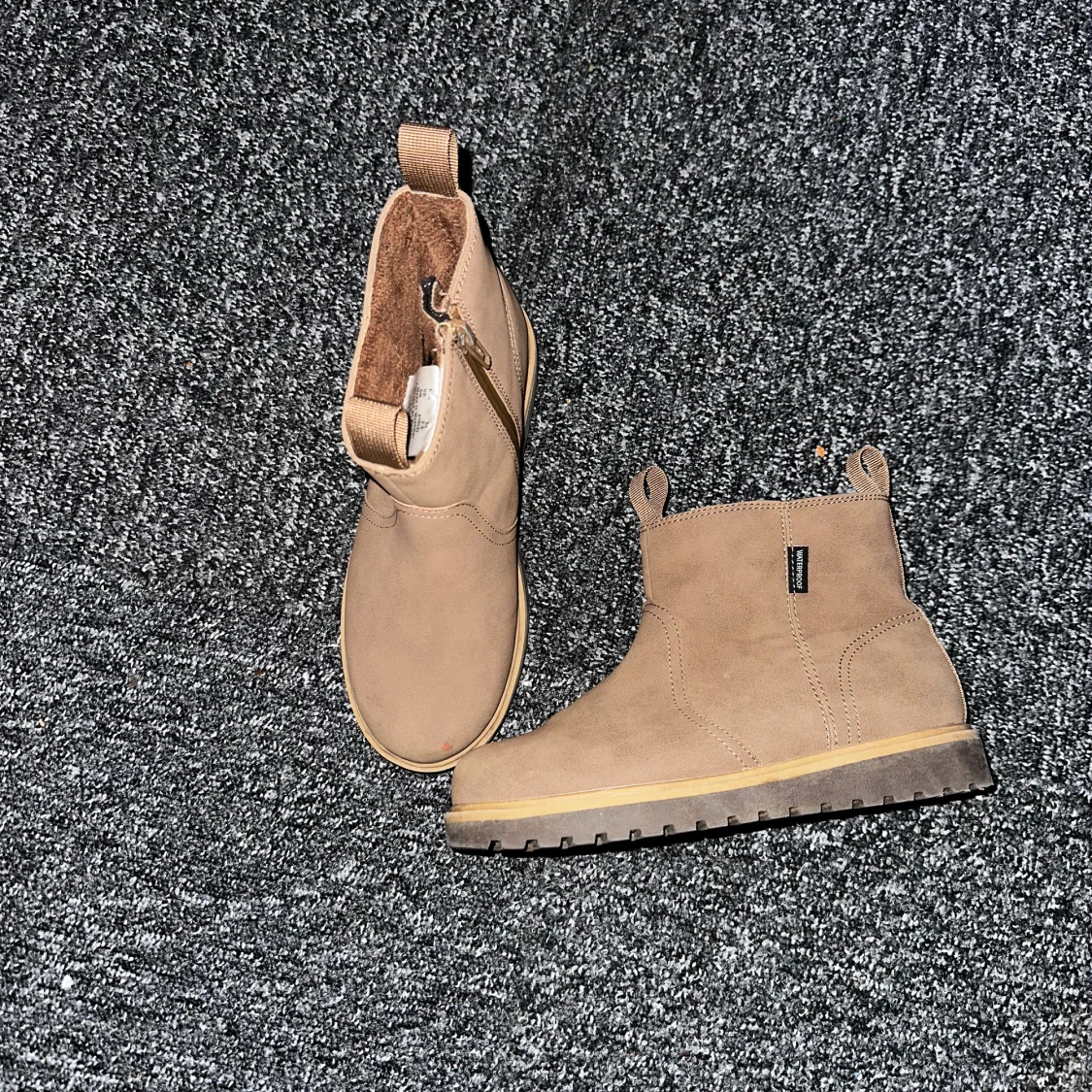 Bruna mockaboots med dragkedja - 1