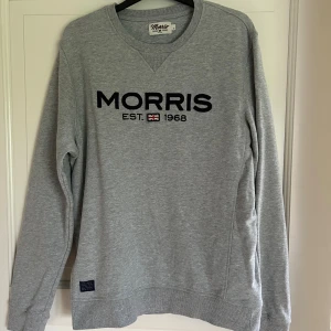 Morris tröja - Säljer en Morris tröja som knappt är använd bara ett fåtal gånger. Storlek M.Skriv vid frågor. 