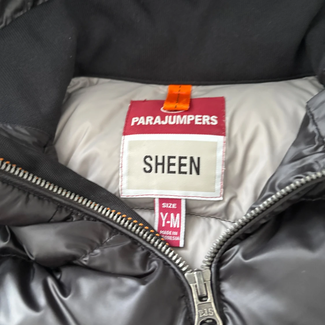 Svart dunjacka från Parajumpers - 1