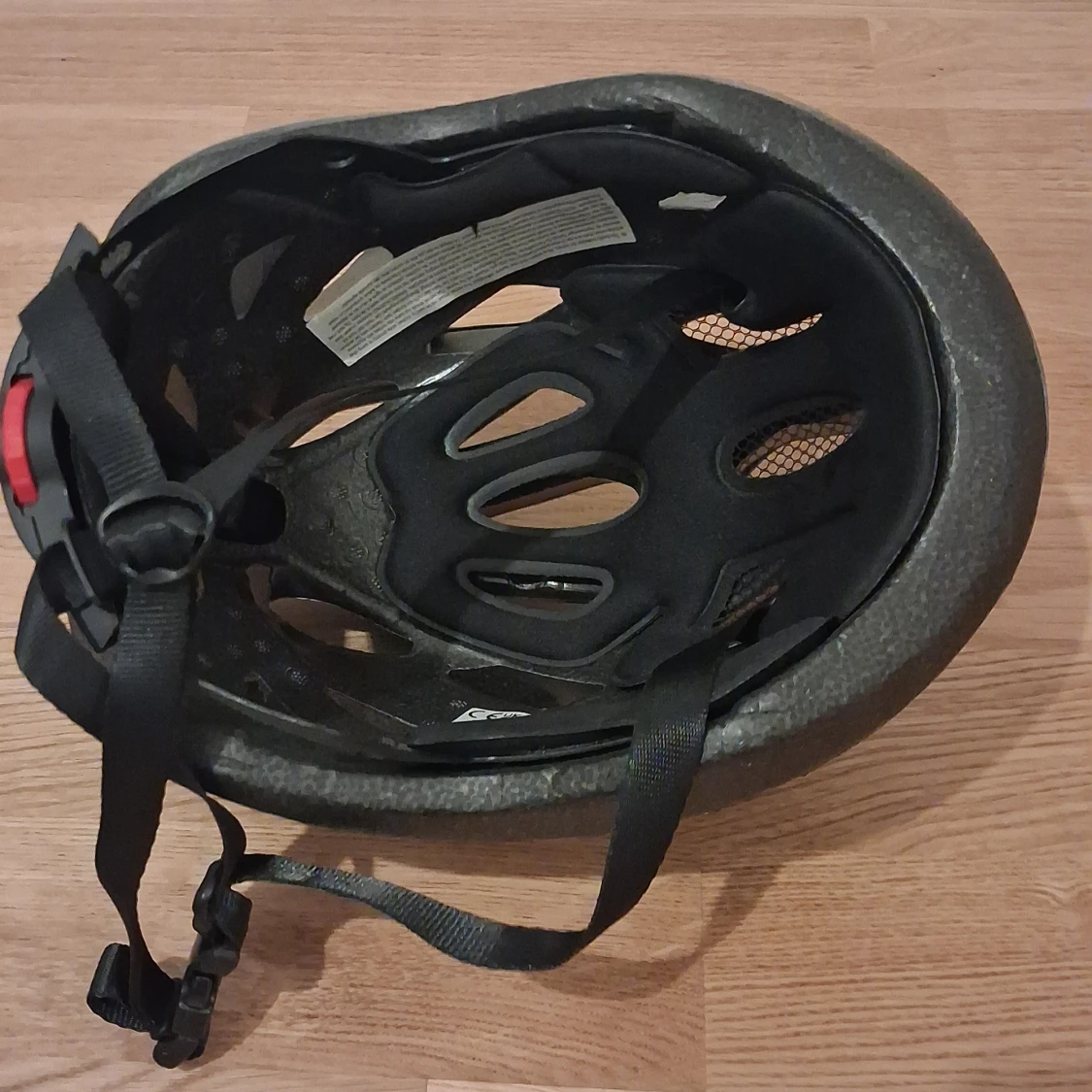 Grå och svart cykelhjälm Dunlop - 1