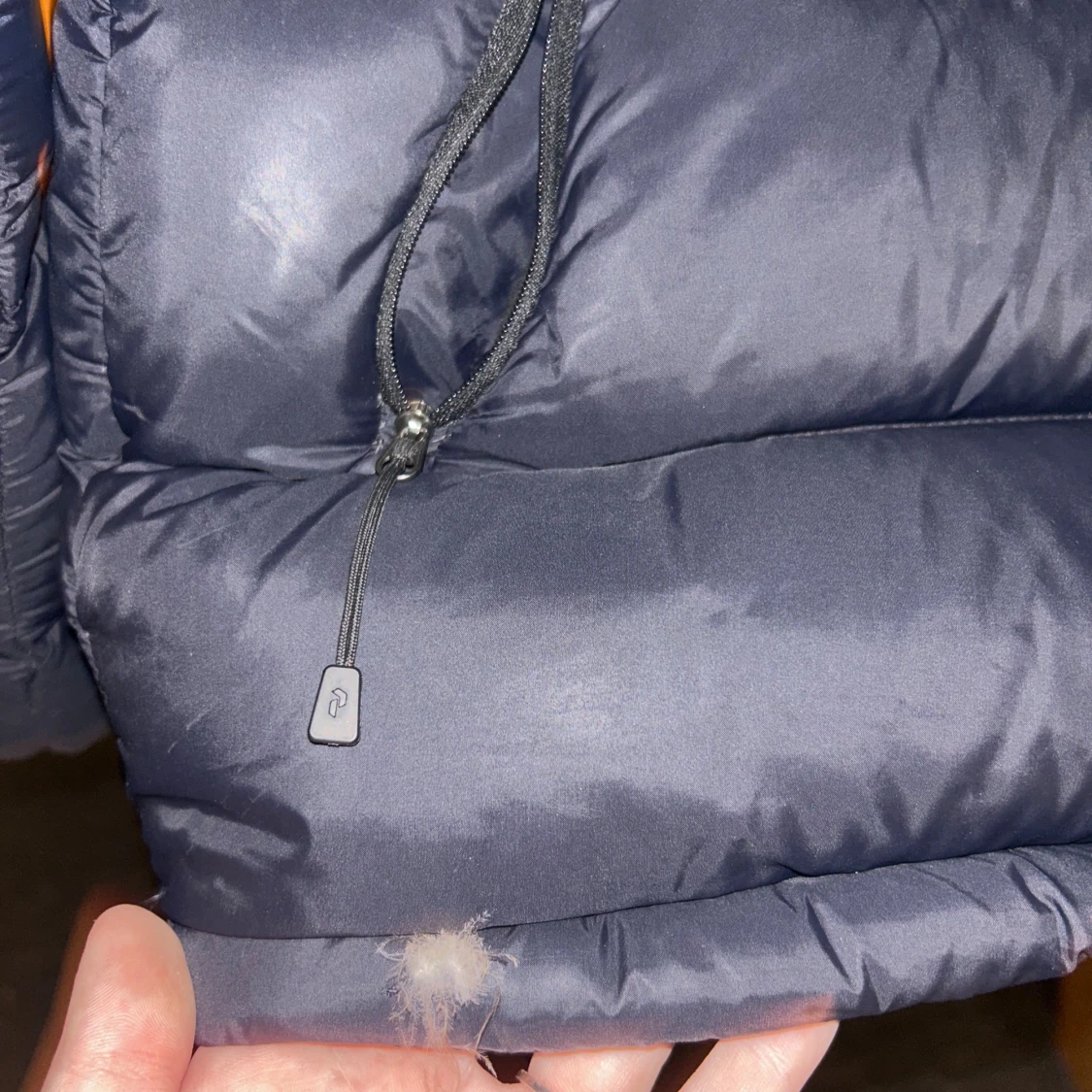 Svart Peak Performance pufferjacka XL - 3