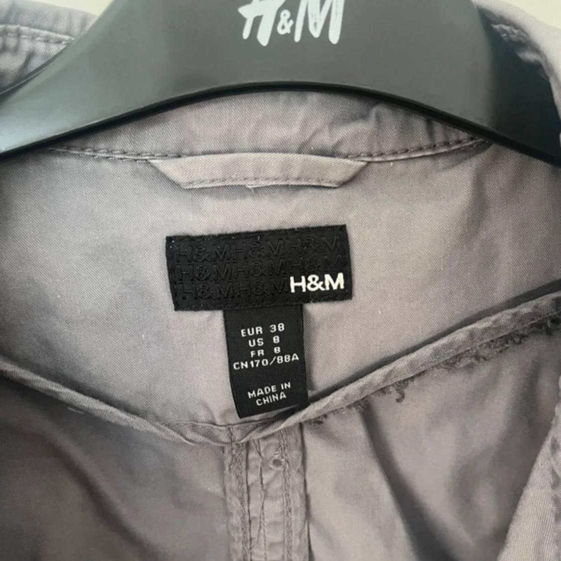 Grå trekvarts jacka  - 1