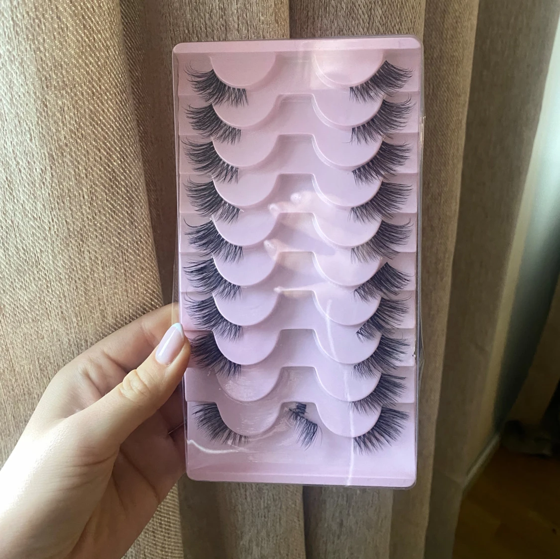 Svarta lösögonfransar